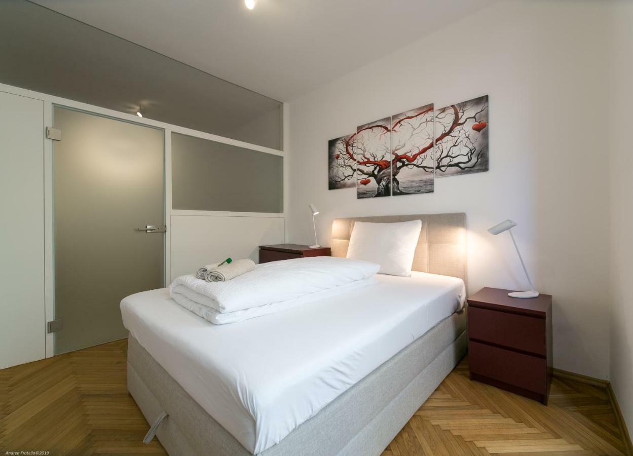 Apartment Duomo Bolzano Luaran gambar