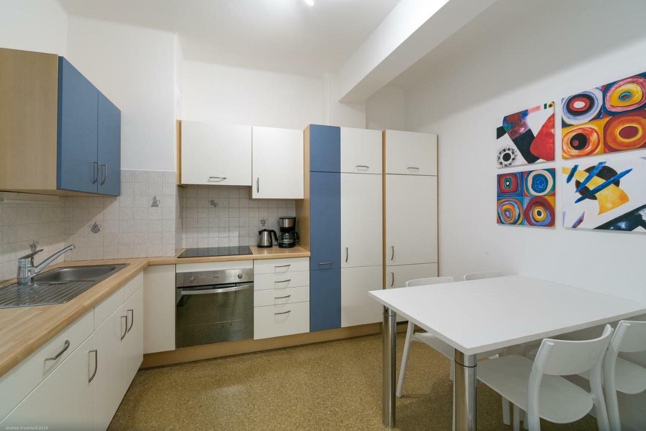 Apartment Duomo Bolzano Luaran gambar